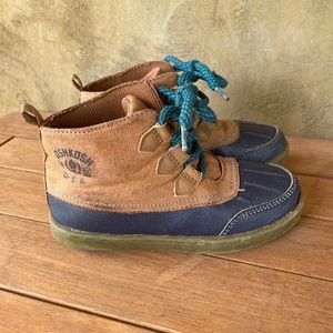 Boys OshKosh boots 🥾